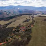Na Samote Σαλέ Jedlove Kostolany